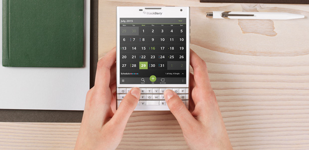 BlackBerry-Passport-blanco