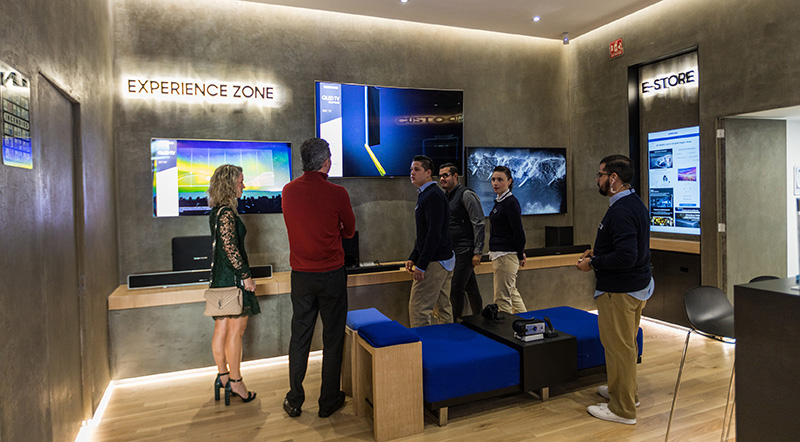 Samsung Experience Store Guadalajara QLED