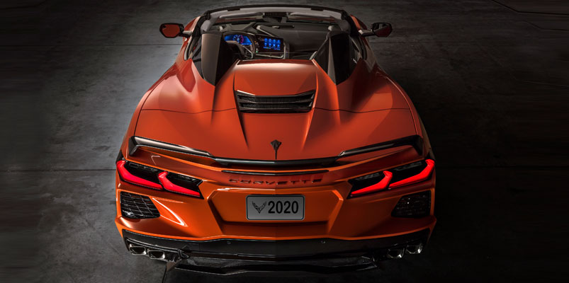 Chevrolet Corvette Stingray Convertible 2020 atras