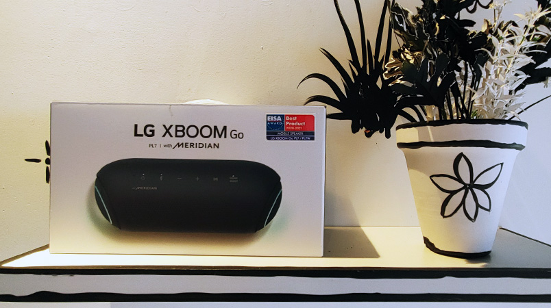 LG XBOOM Go PL7 caja