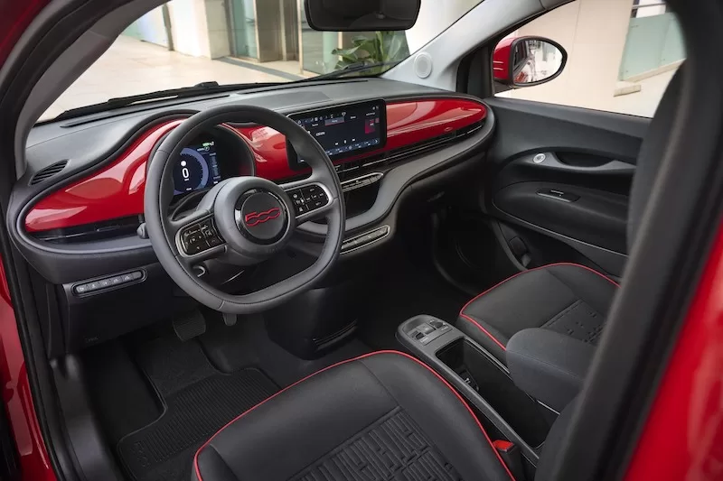 Fiat 500e interior