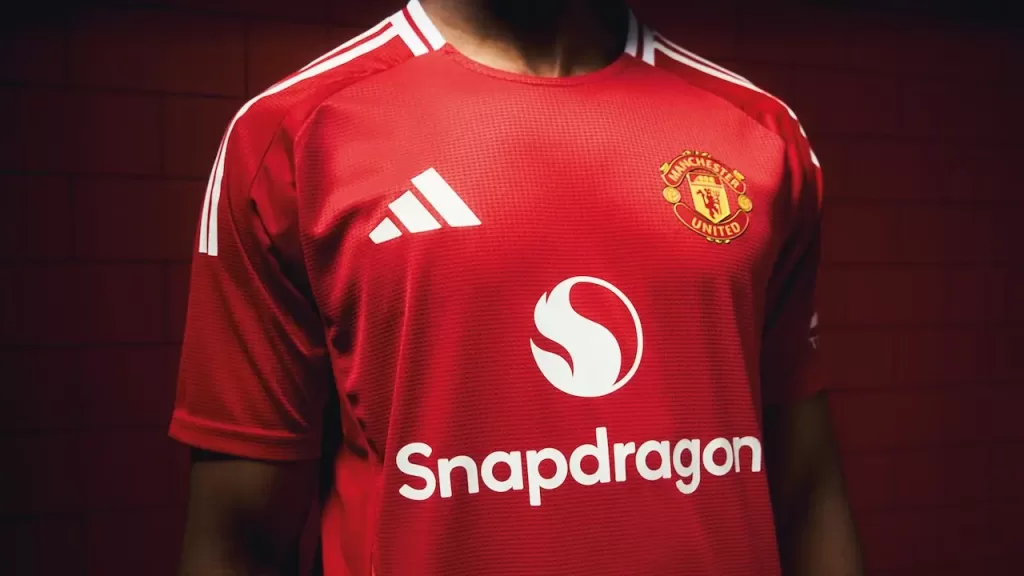 Manchester United y Snapdragon AR logo