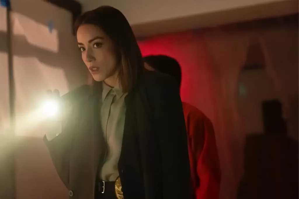 Chloe Bennet Misterio en Chinatown