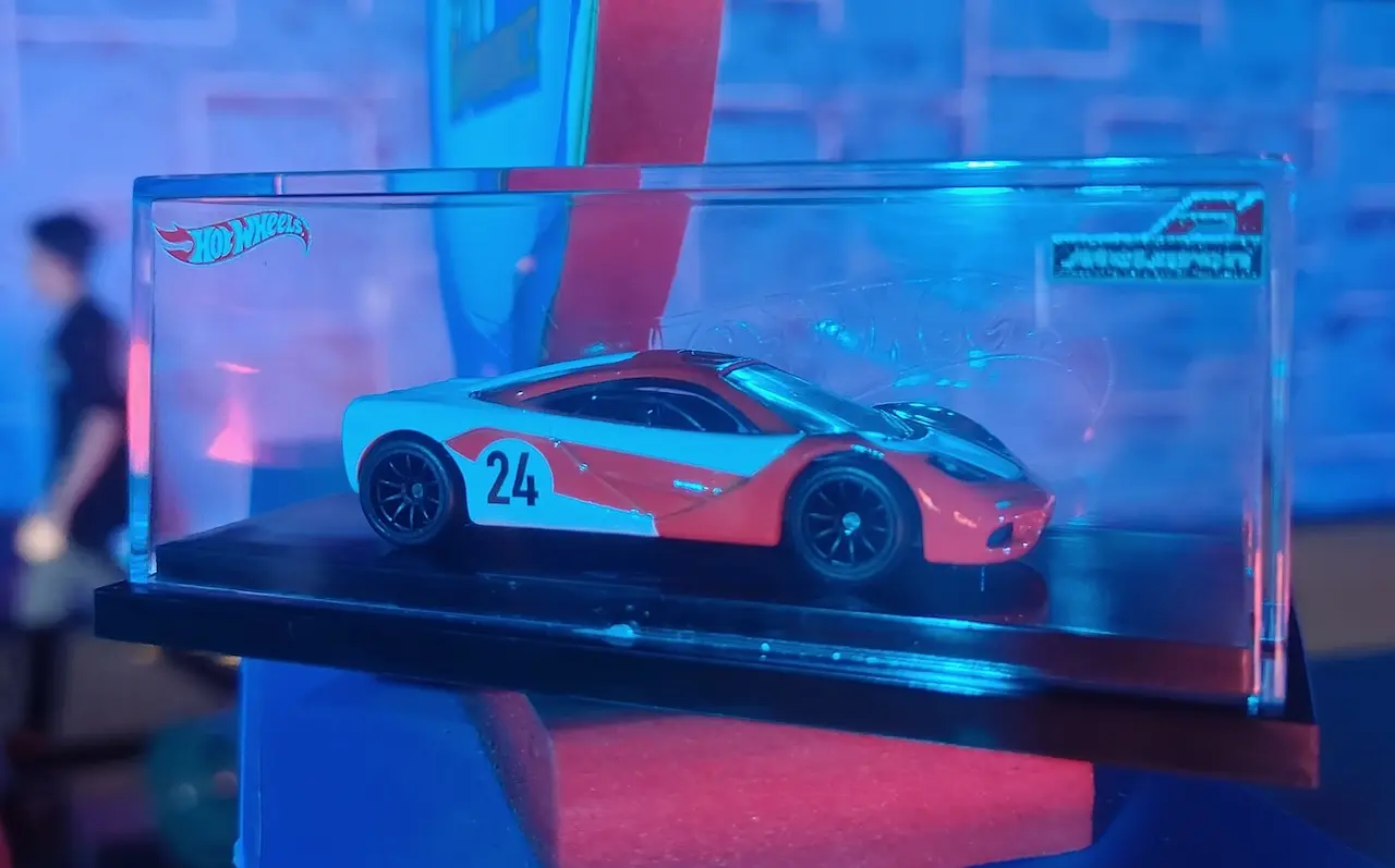 Hot Wheels McLaren F1