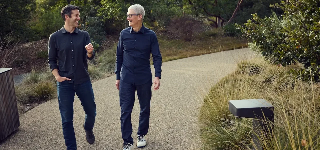 ¿Quién es John Ternus?, el nuevo CEO de Apple a partir de septiembre 2026 Apple John Ternus y Tim Cook