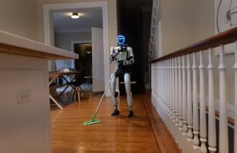 Gatsby robot humanoide para limpieza
