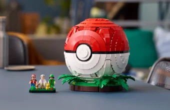 Poké Ball LEGO Pokémon Iconic Trainer Moments
