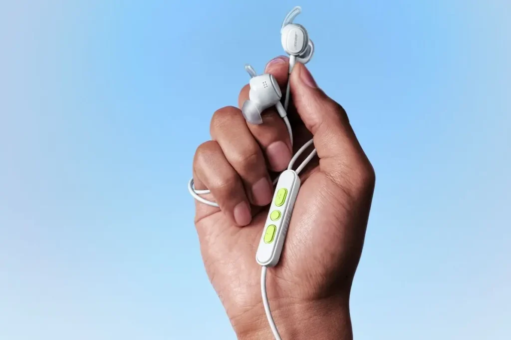 Bose Noise Cancelling Wired Earbuds blancos