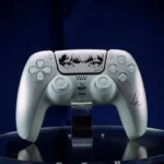 Lisa x PlayStation anuncian un nuevo control DualSense y ropa exclusiva Lisa x PlayStation DualSense